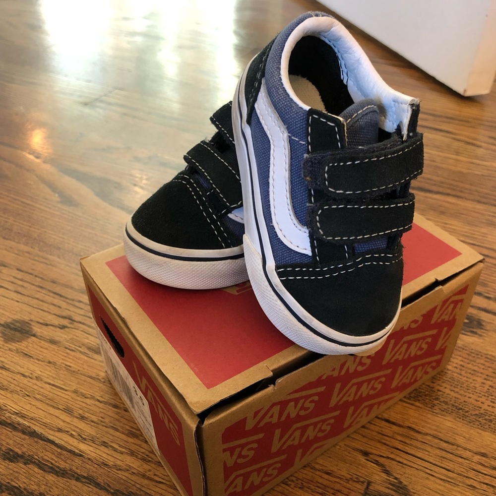 Toddler vans Velcro sneakers